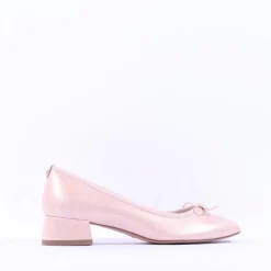 Women Tamaris Almira Bow Tie Block Heel Pump - Powder