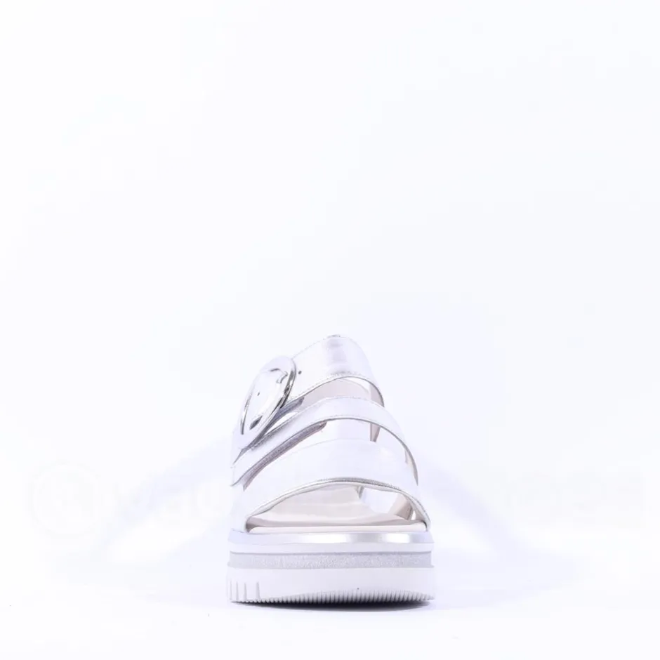 Women Gabor Amarillo Ring Buckle Platform Sand - Silver Leather
