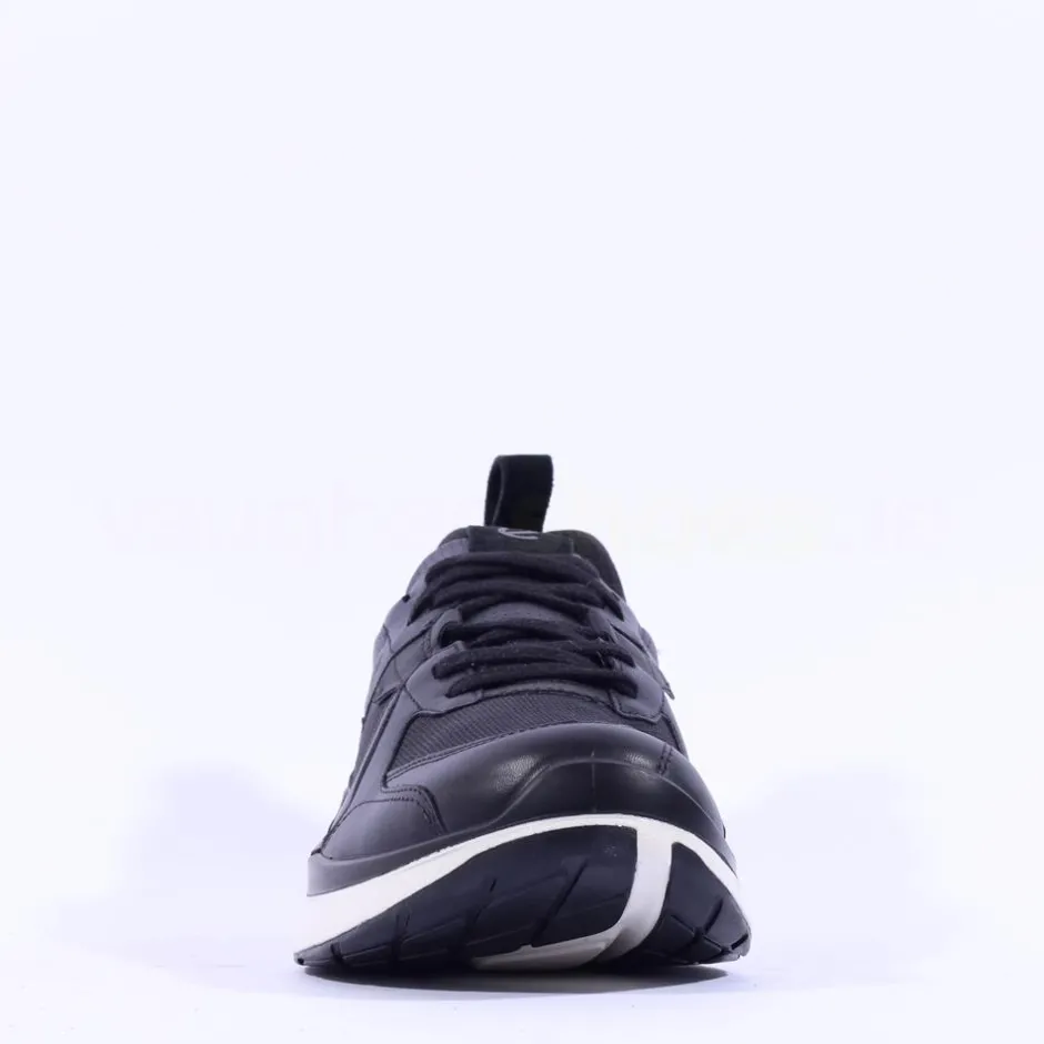 Ecco Men Biom 2.2 Goretex Trainer - All Black