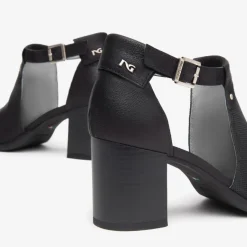 Women NeroGiardini Block Heel Peeptoe Sandal - Black