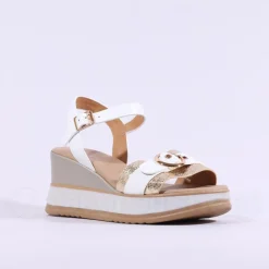 Women Repo Buckle Detail Wedge Sandal - White Gold