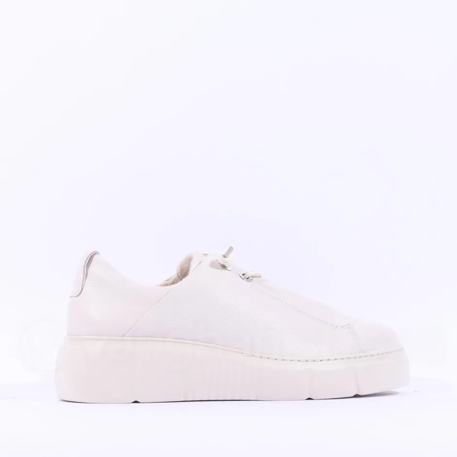 Women Paul Green Bungee Lace Platform Trainer - Ivory Leather