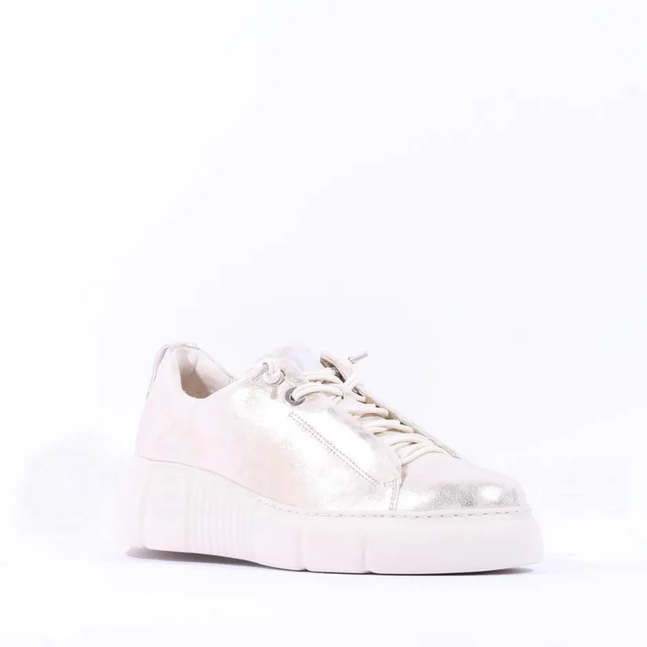 Women Paul Green Bungee Lace Platform Trainer - Gold Metallic