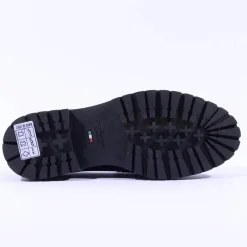 Women NeroGiardini Chunky Sole Link Loafer - Black Leather