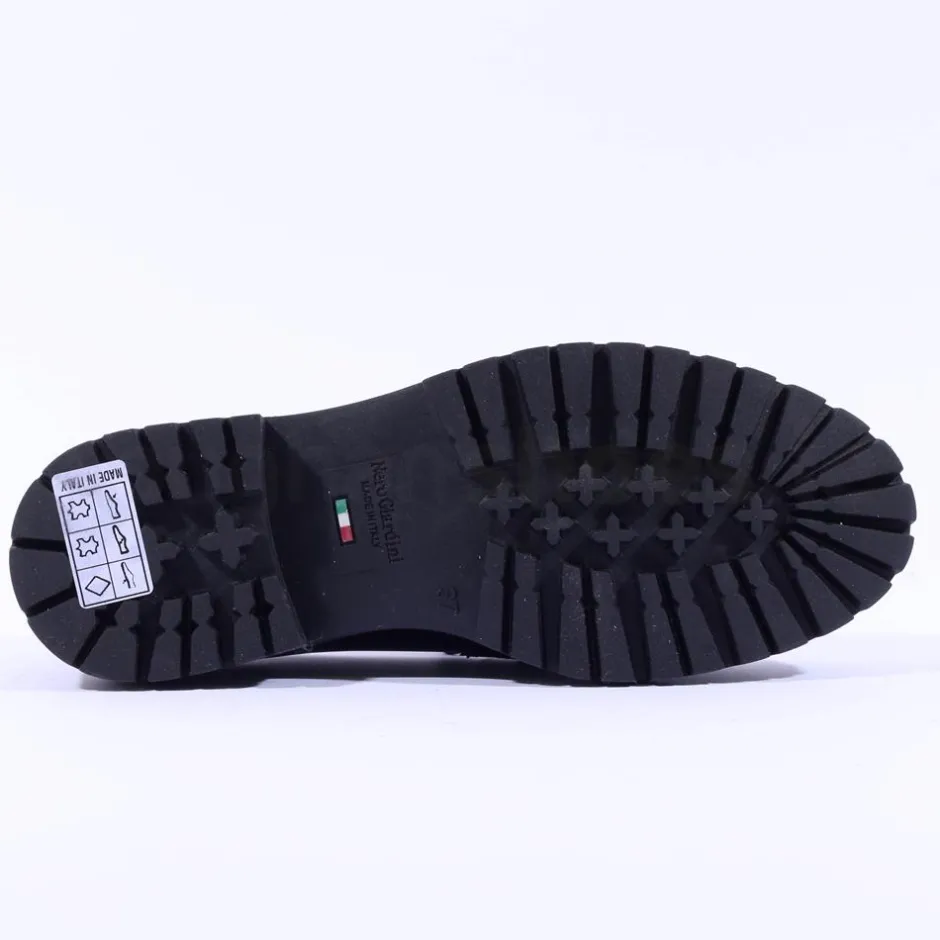 Women NeroGiardini Chunky Sole Link Loafer - Black Leather