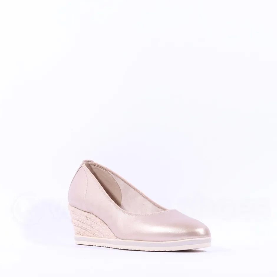 Women Tamaris Dajana Espradrille Wedge - Gold Shimmer