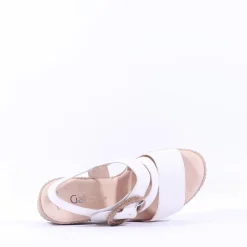 Women Gabor Drama Wedge Ring Buckle Sandal - Off White Leather