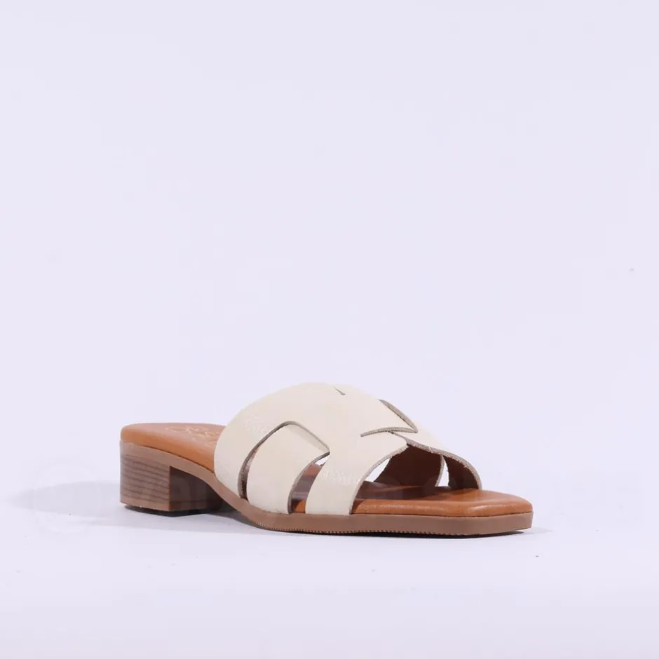 Women Oh My Sandals Flat Mule Slider - Cream