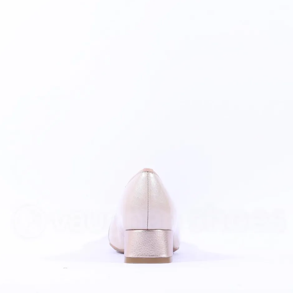 Women Ara Graz 2.0 Link Court Shoe - Nude