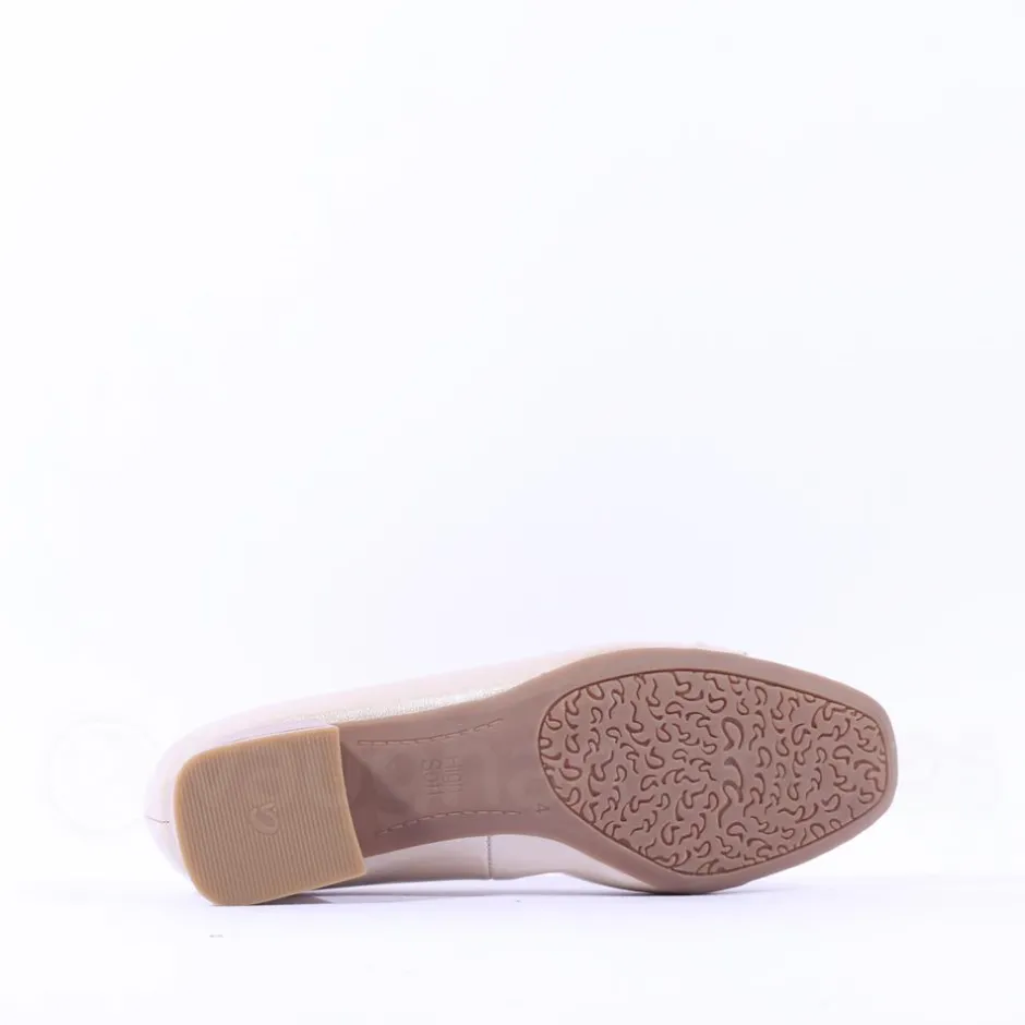 Women Ara Graz 2.0 Link Court Shoe - Nude