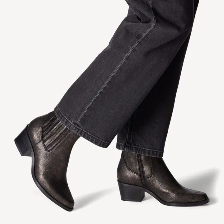 Women Tamaris Howdy Low Block Heel Gusset Boot - Bronze