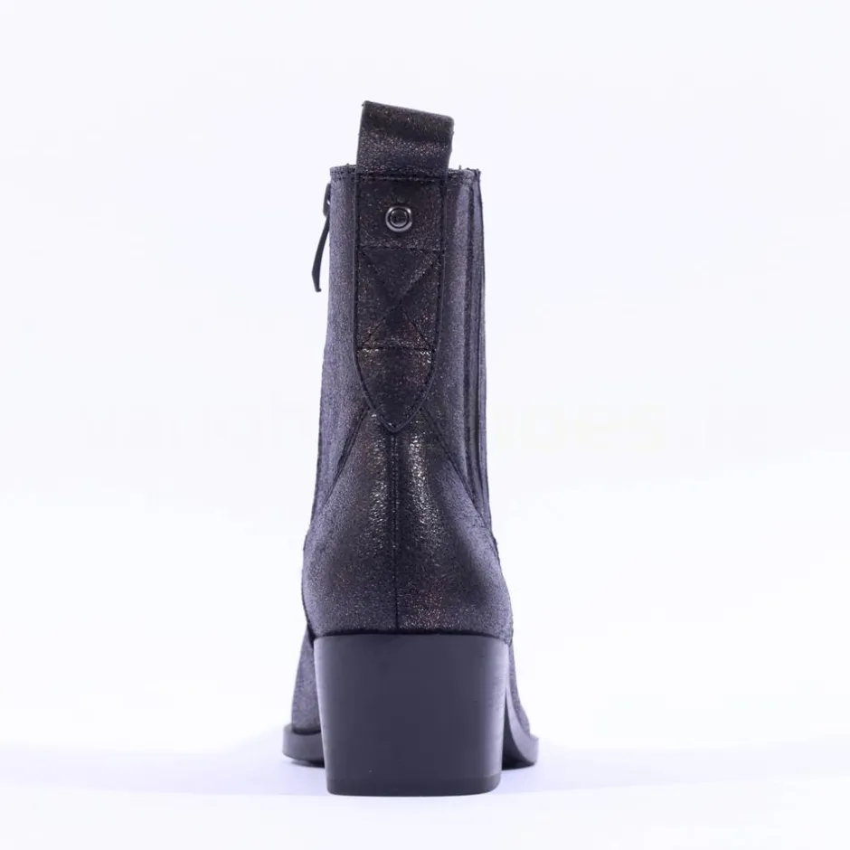 Women Tamaris Howdy Low Block Heel Gusset Boot - Bronze