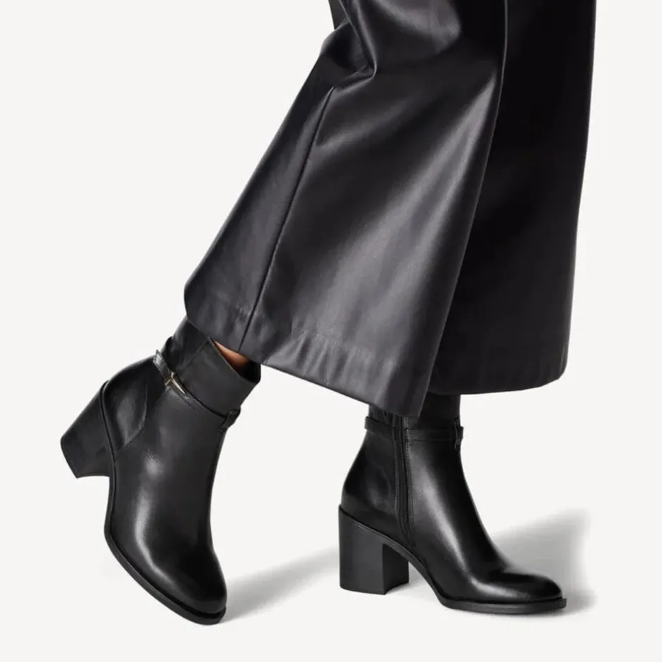 Women Tamaris Jacqie Blockheel Strap Ankleboot - Black Leather