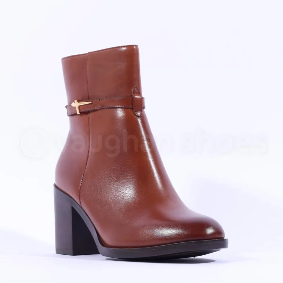 Women Tamaris Jacqie Blockheel Strap Ankleboot - Cognac Leather