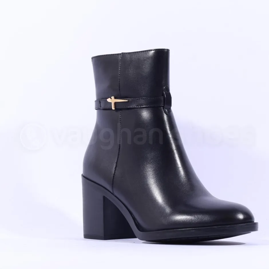 Women Tamaris Jacqie Blockheel Strap Ankleboot - Black Leather
