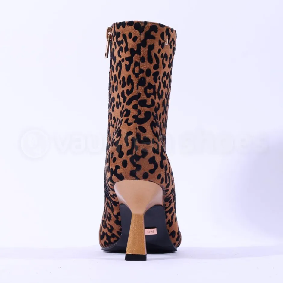 Women Una Healy Kissing You Link Detail Boot - Cheetah