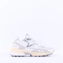 Women Victoria Mythos Metal Mesh Trainer - Blanco