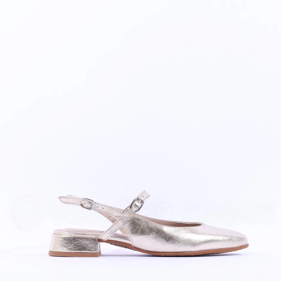 Women Wonders Oriana Low Mary Jane Pump - Gold Leather