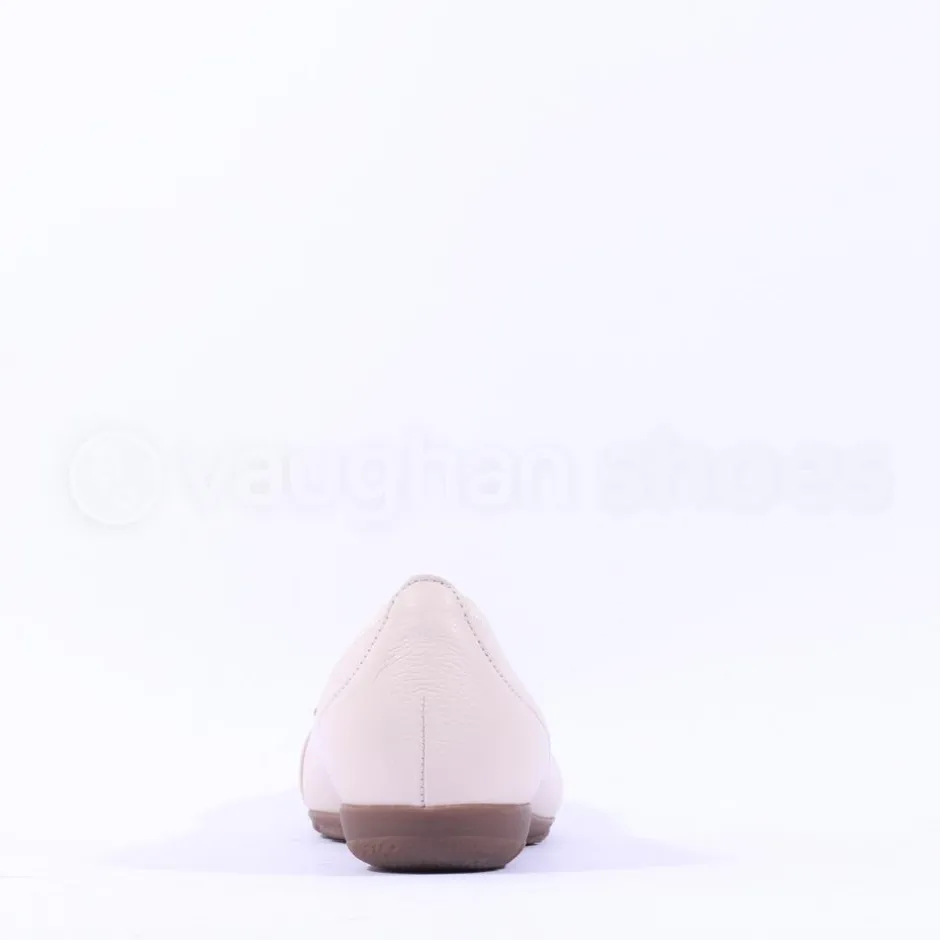Women Gabor Rosta Slip On Low Pomp - Cream Combi