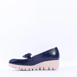 Women Wonders San Marino Link Wedge Shoe - Navy White Patent