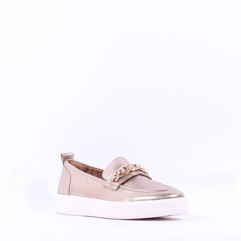 Women Tamaris Skylar Slip On Link Shoe - Gold