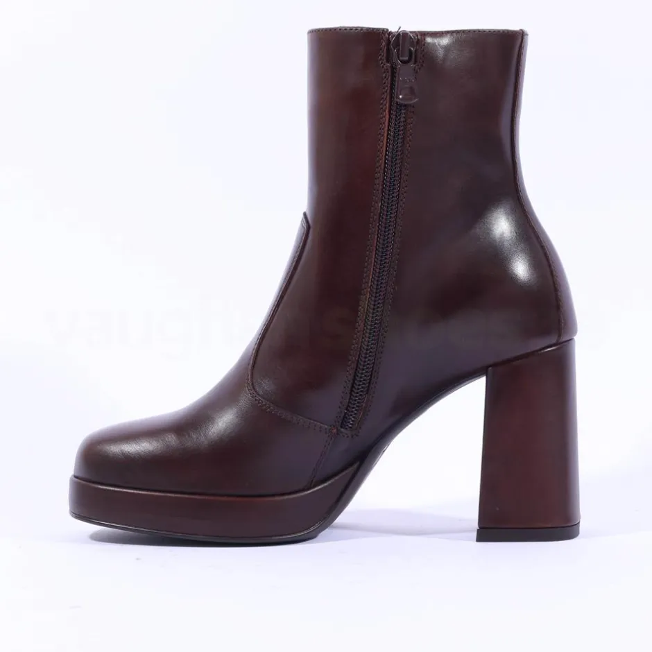 Women NeroGiardini Stack Heel Platform Boot - Brown Leather