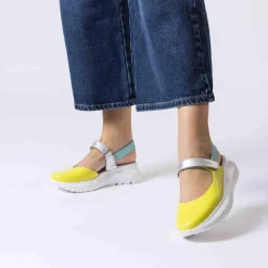 Women Wonders Zaire Velcro Strap Curvy Sandal - Cyber