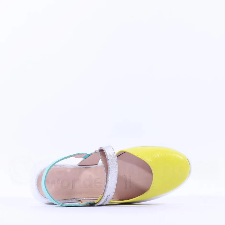 Women Wonders Zaire Velcro Strap Curvy Sandal - Cyber